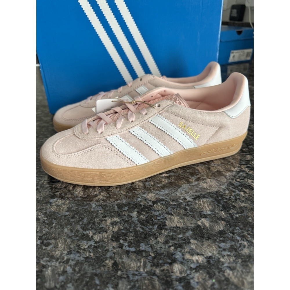 adidas Gazelle Indoor Sneakers Sandy Pink / Gum W - NEW IN BOX Size‎ 8.5 Women's